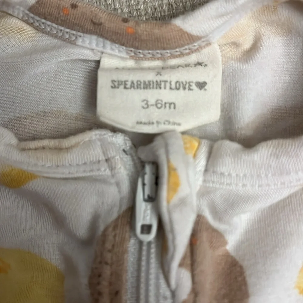 Spearmint x Angel Dear knotted breakfast print 3-6 Mnths
